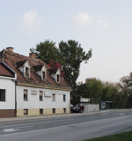 Poslovni prostor: Karlovac, uredski i radione 207 m2 (prodaja)